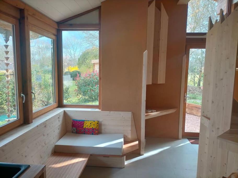 Studio Ambiance Verdoyante Et Vue Sur La Vallee オーズヴィル・トロザーヌ エクステリア 写真
